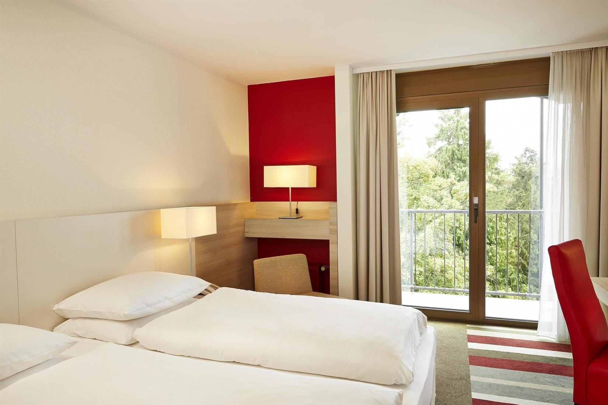 H+ Hotel Bad Soden Bad Soden am Taunus Ngoại thất bức ảnh